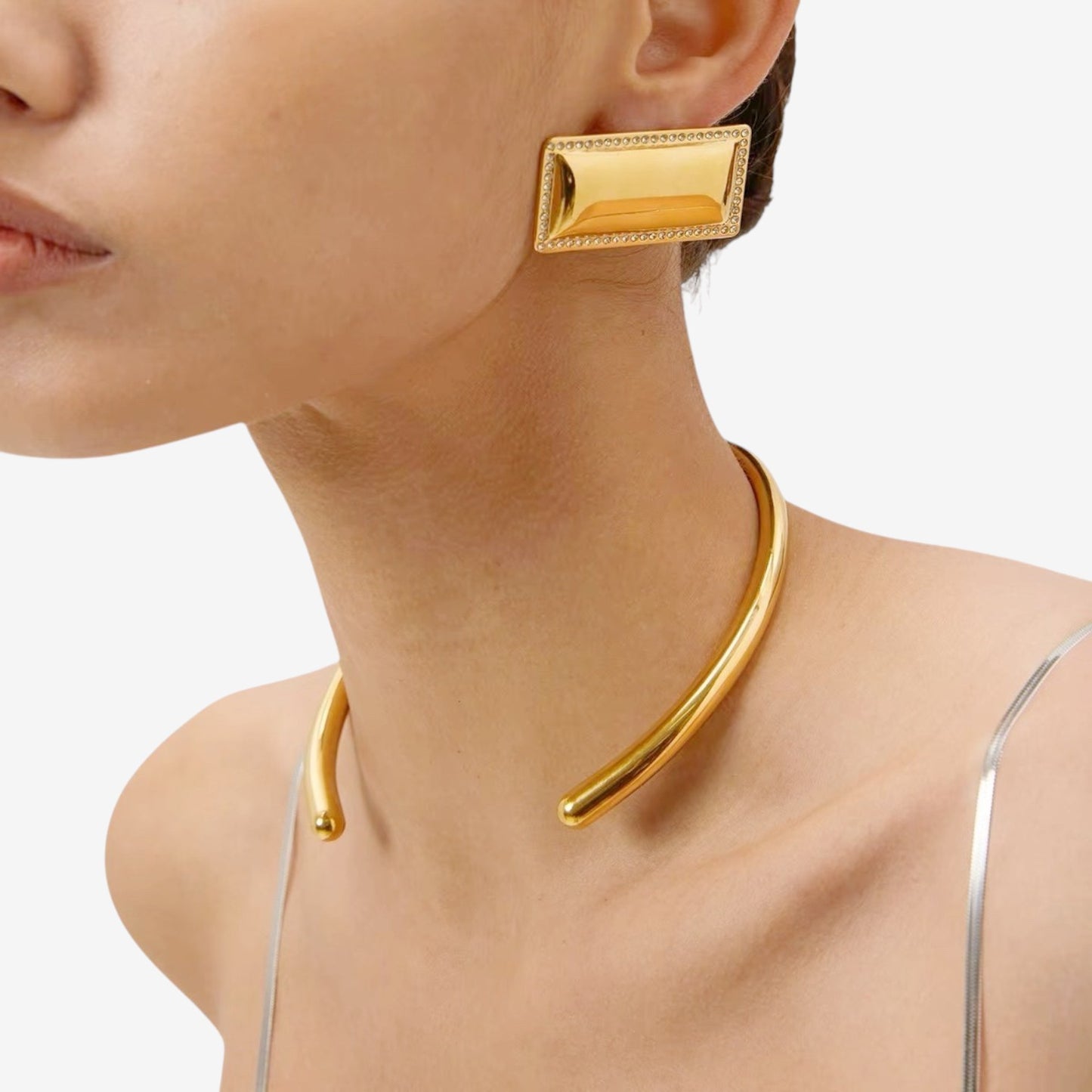 Classic Collar Necklace